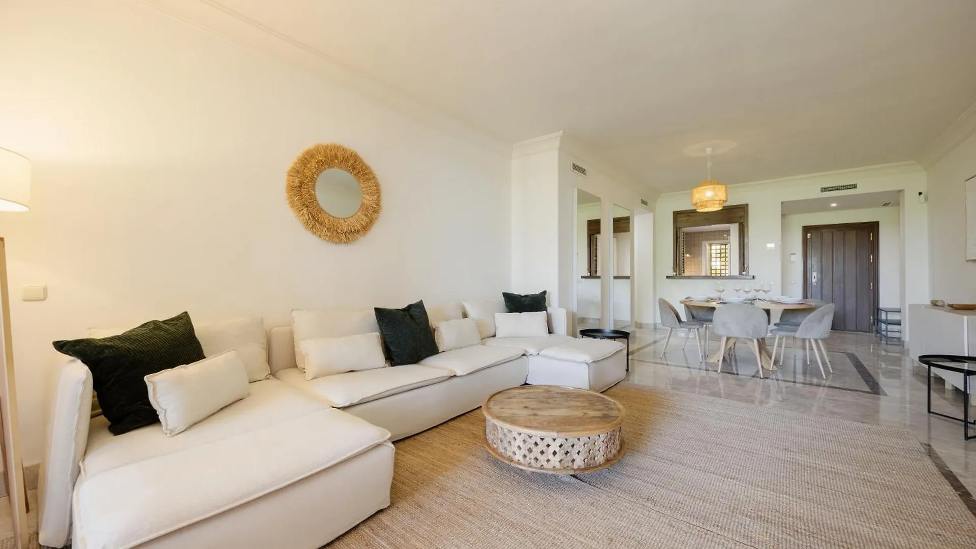 Apartment With Large Terrace, Swimming Pool And Green Areas, Next To Puerto Banus Marbella