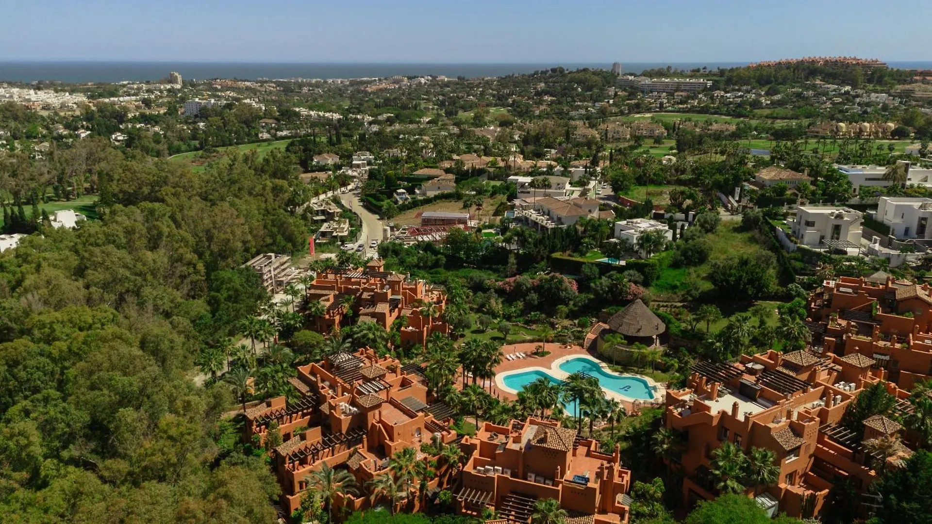 Apartment With Large Terrace, Swimming Pool And Green Areas, Next To Puerto Banus Марбелья 0*,  Испания
