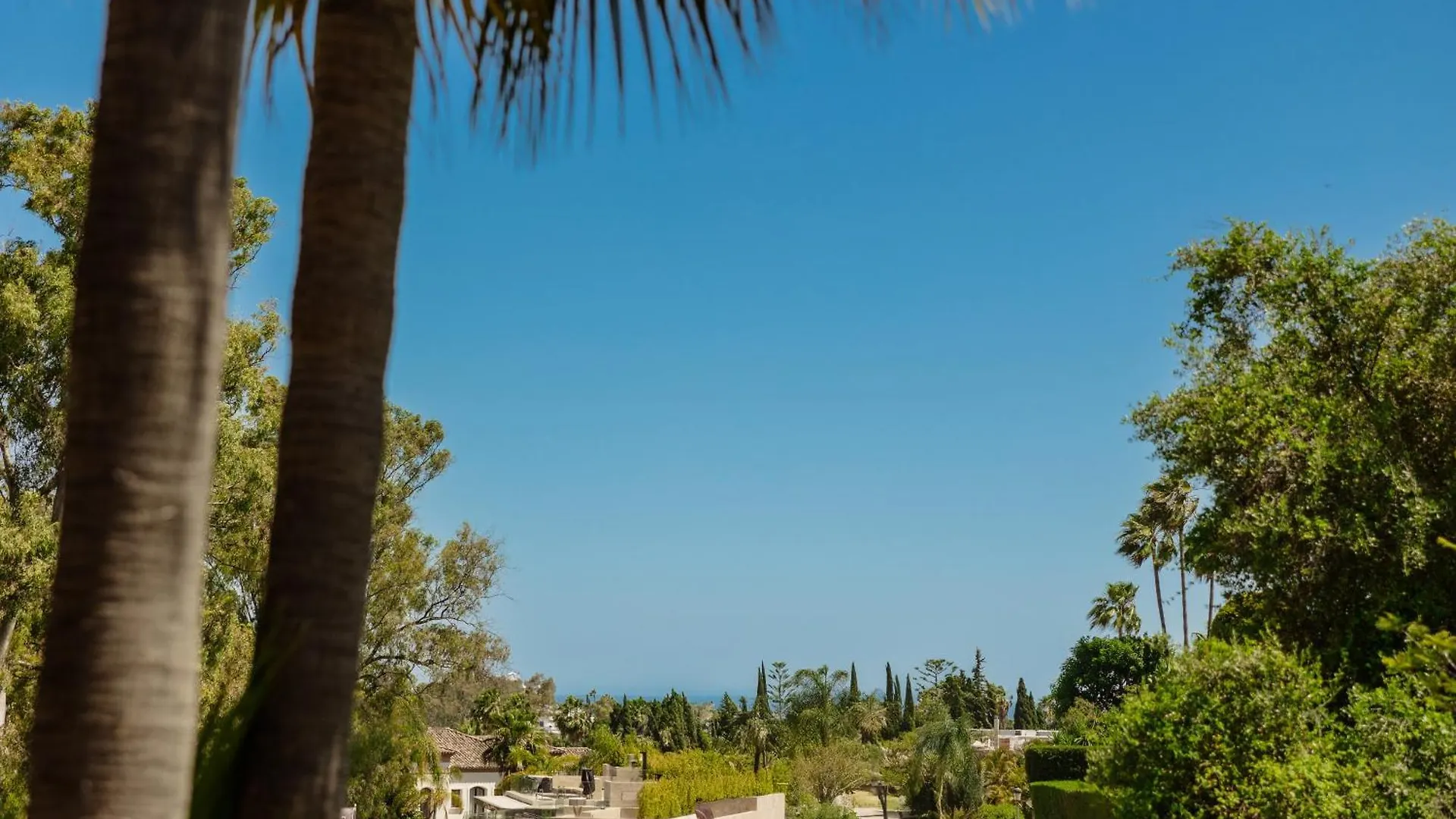 Apartment With Large Terrace, Swimming Pool And Green Areas, Next To Puerto Banus Marbella Spain